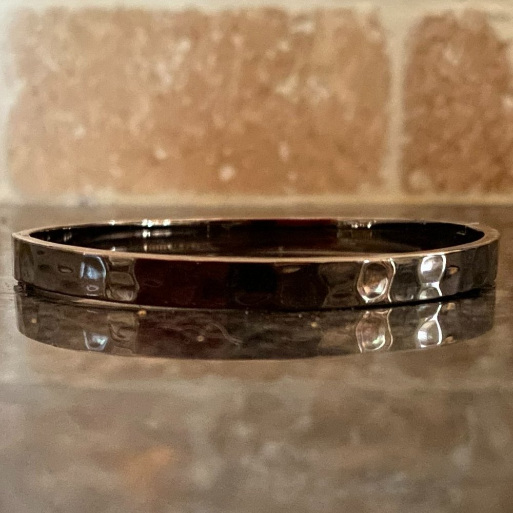 CloverPost Hammer Hinge Bracelet-Gunmetal Gray